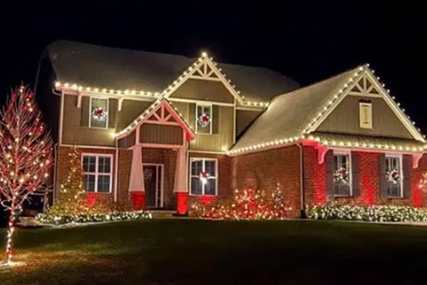 Christmas Lighting Services near me in Roseville MI 09